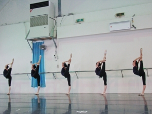 Young dance students at Taiwan's Fei Tian Academy of the Arts showing lots of potential.