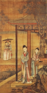 Young ladies enjoy a day in the courtyard in style. Delicate hairpins called buyao were popular decorations. These dangling hair accessories were made of various materials and precious stones, that swayed with every step, presenting a pretty picture of poetic grace.