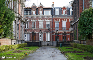 And while traveling through northern France, they found in Roubaix Flemish-style buildings. And a rooster. (photo by projectionist Annie Li)