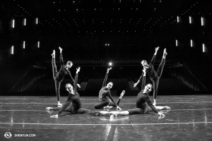 Shen Yun Touring Company wrapped up its performances at Seattle’s McCaw Hall, April 10. (photo by dancer Helen Li)