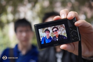 With lots of photo-ops across Europe, dancers Rocky Liao and Zack Chan were feeling a little selfieish.