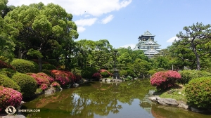 Seemingly following a Shen Yun Asia Tour route, he visited Japan's Osaka Castle... (Photo by dancer Daren Chou)