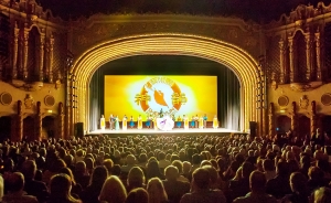 Pictured here is the Spanish Baroque architectural style of the Orpheum Theatre in Phoenix, Arizona. The Shen Yun Touring Company performed eight shows amidst these intricate murals and moldings.
