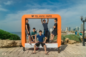 In flip-flops and shorts, they almost fit right in. (Photo by Kenji Kobayashi)