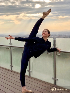 La prima ballerina Miranda Zhou-Galati a Puebla, in Messico. Originaria di Toronto, in Canada, Zhou-Galati si esibisce con Shen Yun dal 2006 (foto della ballerina Yuxuan Liu)