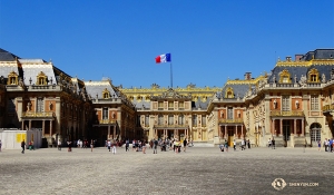 Appena fuori Parigi, l'invitante Palazzo di Versailles è sulla lista dei posti da vedere mentre ci si trova nella zona (foto di Tony Zhao)