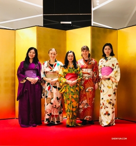 Our performers blend in naturally in Kyoto. From left, pipa player Miao-Tzu Chiu, violist Paulina Mazurkiewicz, cellist Jia-Jhen Wu, oboist Leen De Blauwe, and emcee Kohima Chisato.
