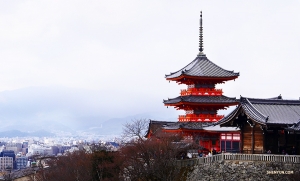 A view of Kiyomizu-dera. (Photo by dancer Jun Liang)