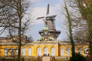 Next, Shen Yun International Company visits Sanssouci Palace, a favorite summer residence of the Prussian King Fredrick the Great. (Photo by dancer Tony Zhao)