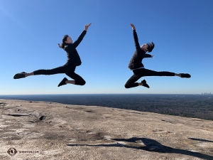 Soaring dancers Ba Xun and Kaidi Wu.

(Photo by Amber Liu)