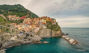 Accessible only by train or boat, there's not a car in sight in the seaside town of Manarola in Cinque Terre. (Photo by Daniel Jiang) 