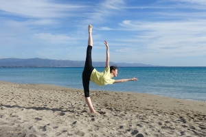 After being on stage, dancing on the beach brings a refreshing change of pace, with the sky and water providing the perfect natural backdrop.